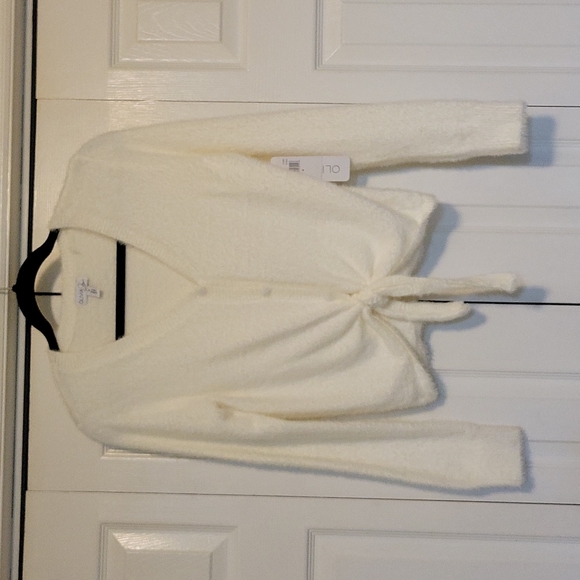 Olivia Sky Sweaters - Women's small super soft ivory button down sweater